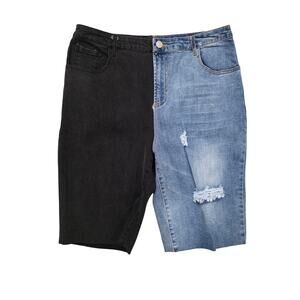NWT Rehab Lab Women's Two Tone Split Denim Bermuda Shorts Size Large